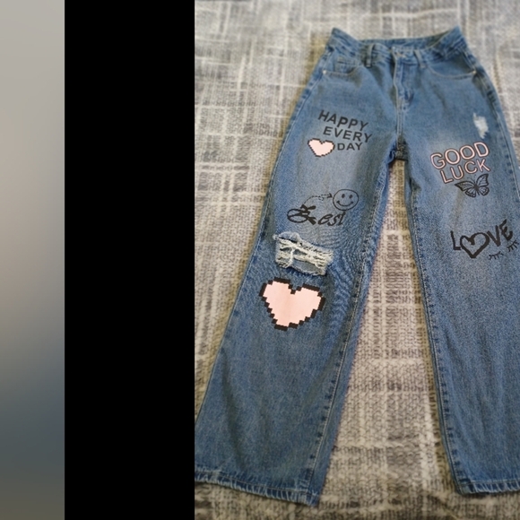 Shein high waisted distressed Printed Medium Wash baggy jeans Sz M Youth - Picture 1 of 9